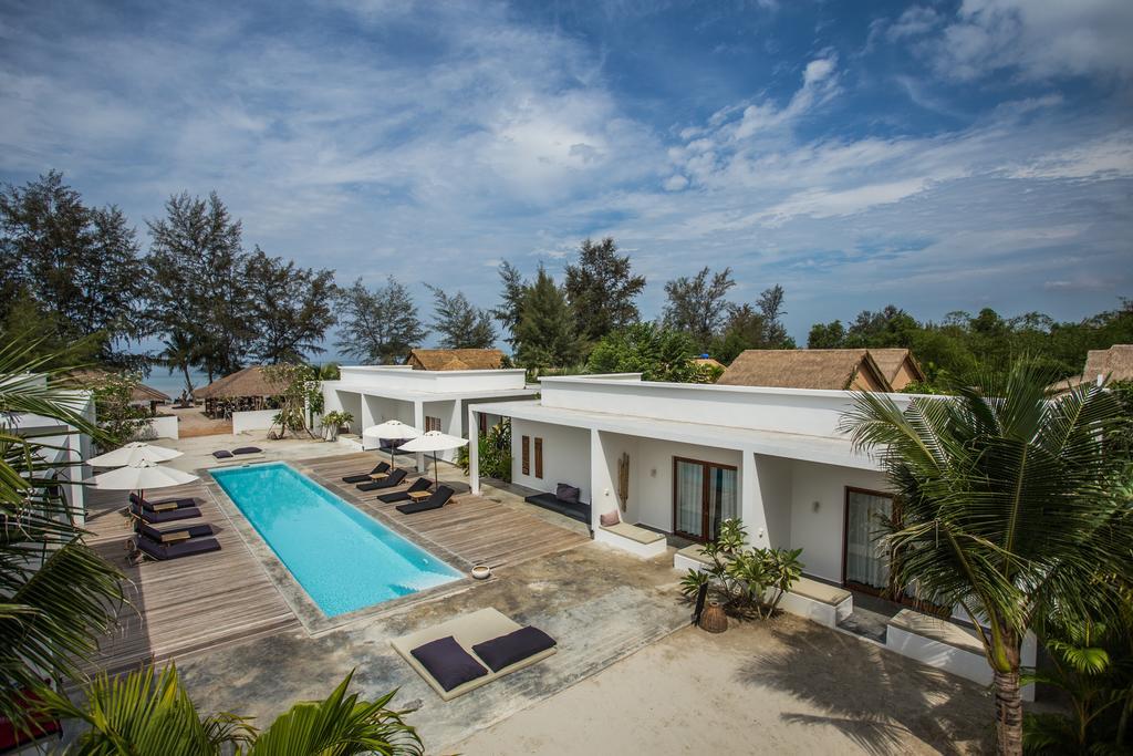 Tamu Otres Hotel Sihanoukville Exterior photo