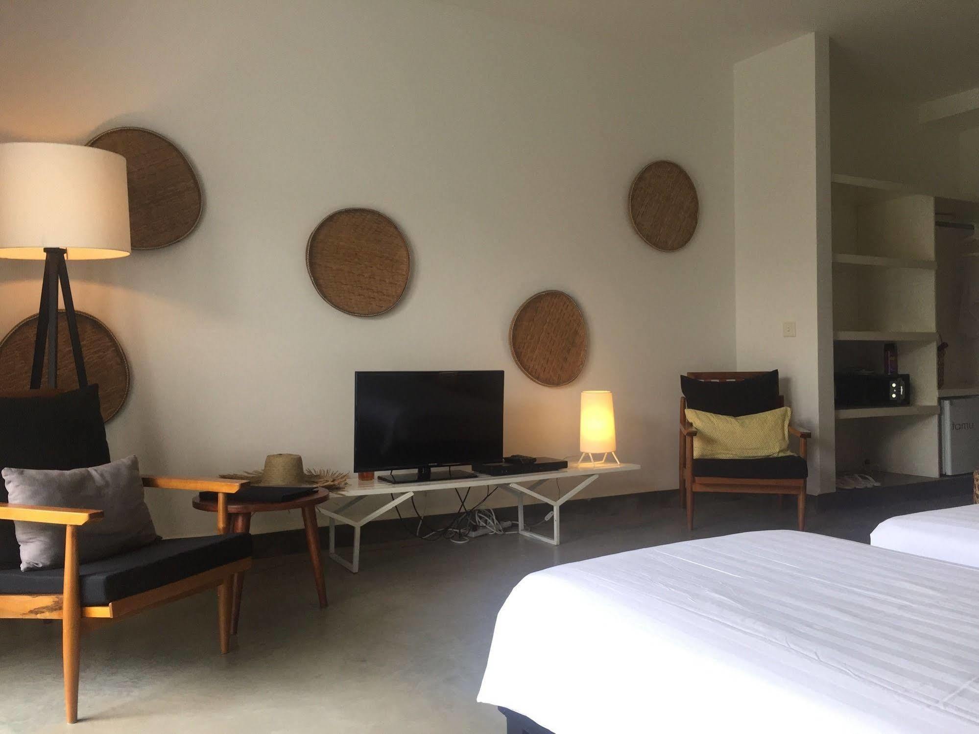 Tamu Otres Hotel Sihanoukville Exterior photo