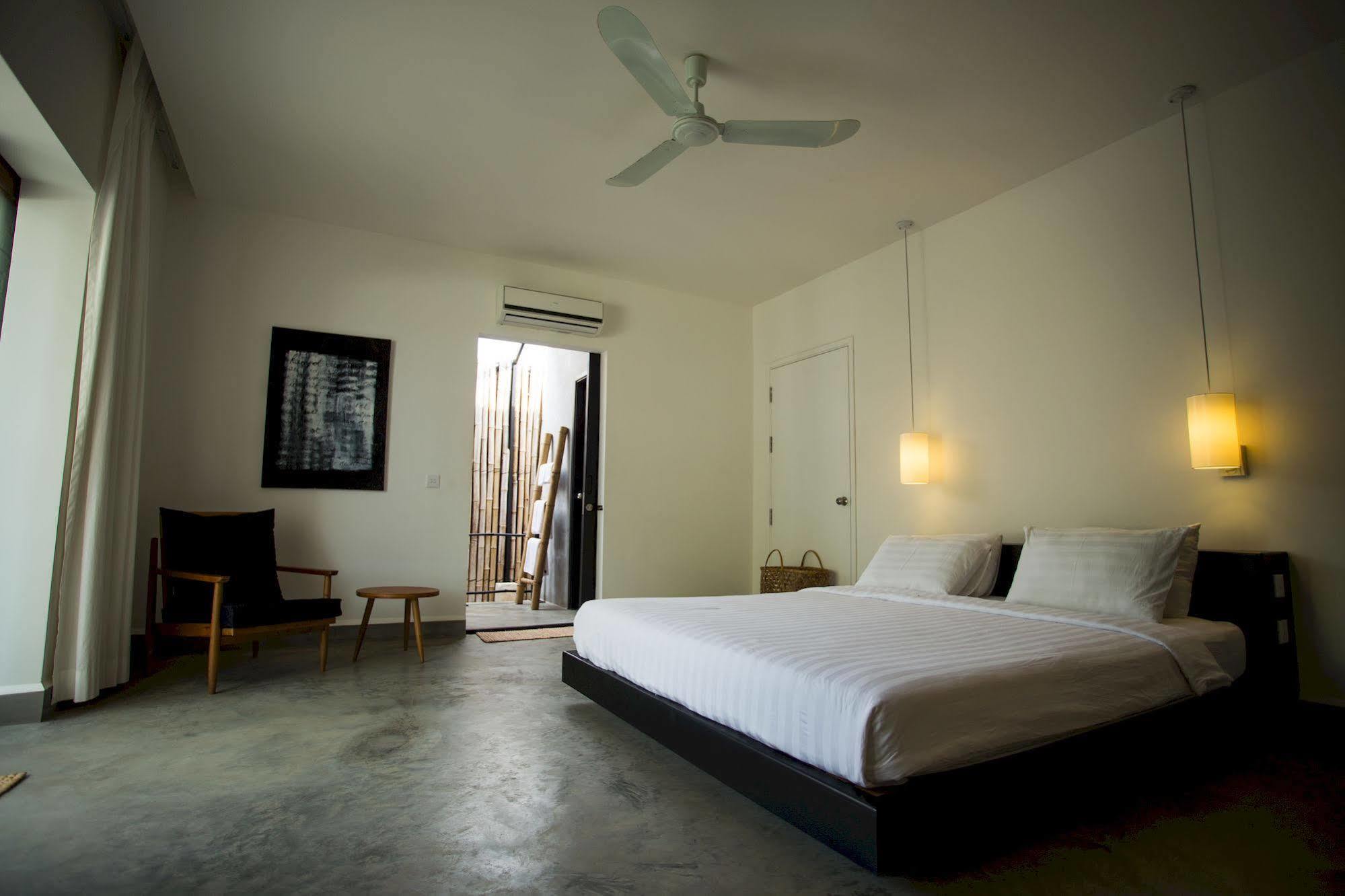 Tamu Otres Hotel Sihanoukville Exterior photo