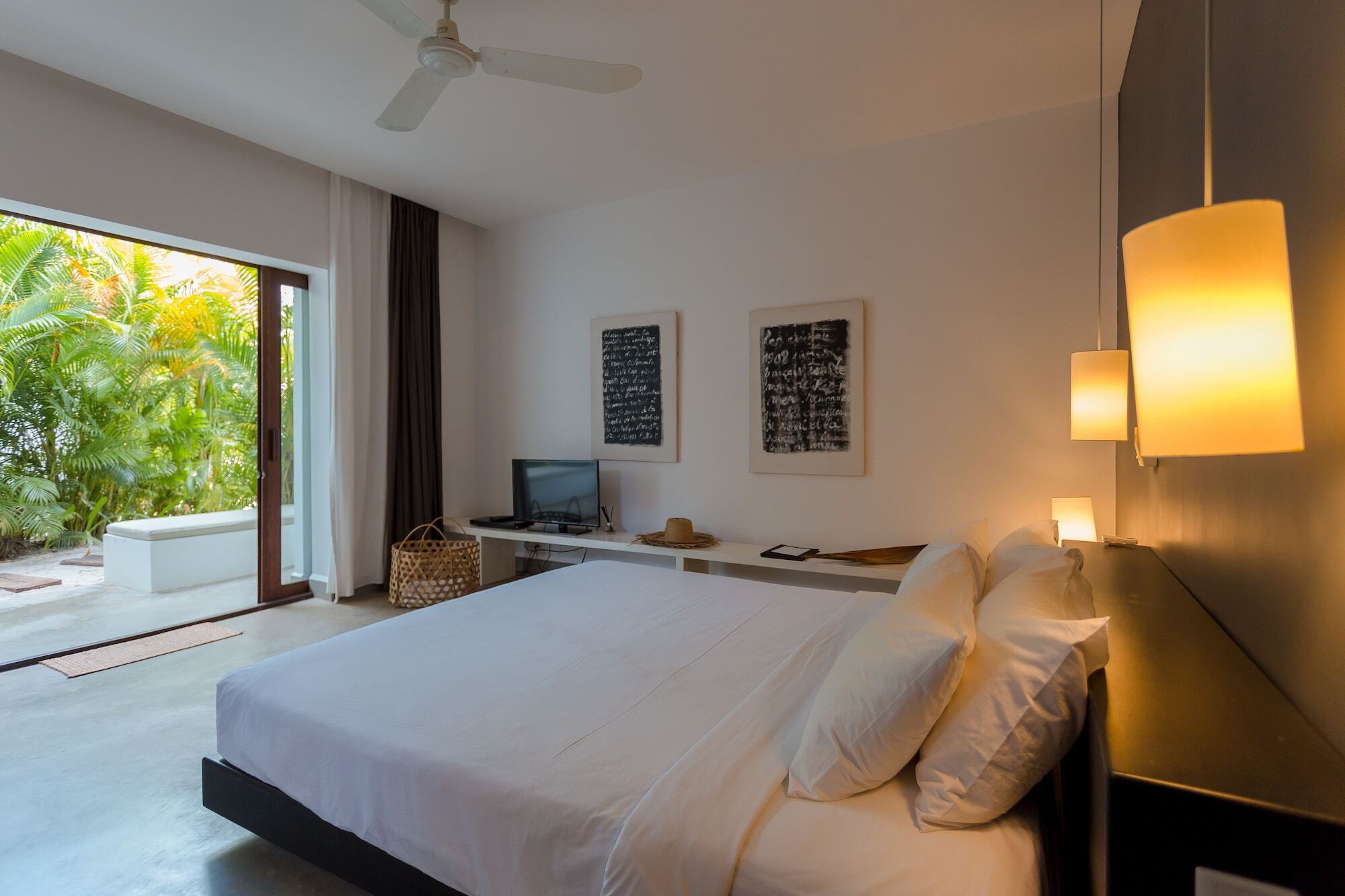 Tamu Otres Hotel Sihanoukville Exterior photo